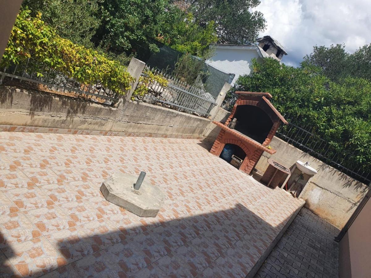 Apartmani Sabljic Poljica  ภายนอก รูปภาพ